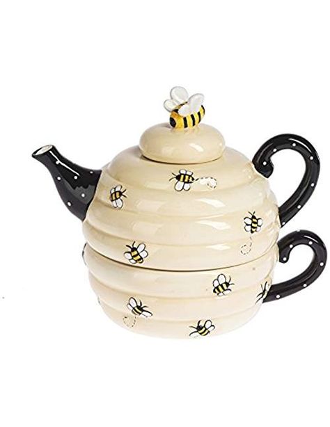 Bee Kitchen Theme, Teapot And Cup Set, Bee Plates, Teapot And Cup, Beehive Design, Tea Display, Honey Tea, Entertaining Kitchen, Tea For One