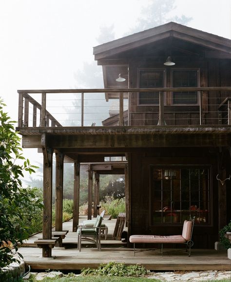 Hawaii Tiny House, Big Sur Cabin, Disconnected From The World, Big Sur House, Lake Bungalow, Barn Extension, Big Sur Beach, Log Cabin Exterior, Land Of The Lost