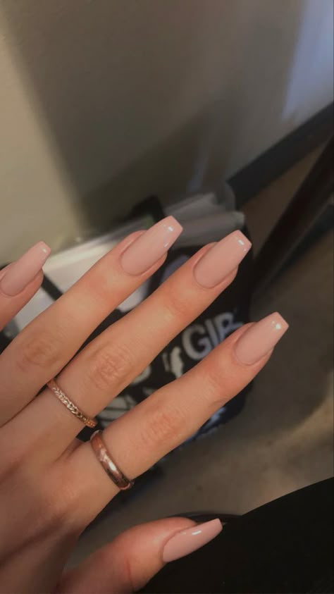 Nails Balerin, Nude Ballerina Nails, Nails Inspiration Ballerina, Ballerina Style Nails, Ongles Beiges, Ballerina Acrylic Nails, Ballerina Nails Designs, Fall Nails Ideas, Nails Nude