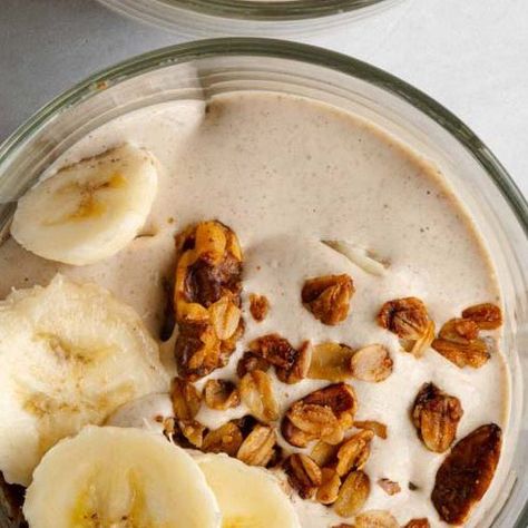 Nisha Melvani on Instagram: "🍌Banana Chia Pudding- @cookingforpeanuts naturally sweetened but tastes like dessert! The heart-healthy omega 3 walnut cream is addictive!!! Add to oats too!!! ✅Serves 4 ✅Ingredients: 2 to 2 ½ cups nondairy milk ½ cup chia seeds 1 large ripe banana 2 teaspoons maple syrup (OPTIONAL) ✅For the walnut cream: 1 cup raw walnut pieces (or cashews, or blanched almonds) ¾ cups nondairy milk 3 pitted dates 1 teaspoon vanilla extract (optional) ✅Optional for serving: Granola, High Fibre Smoothie, Fibre Smoothie, High Fiber Smoothies, Fiber Smoothie, Walnut Cream, Banana Chia Pudding, Sliced Banana, High Fibre, Plant Based Cookbook