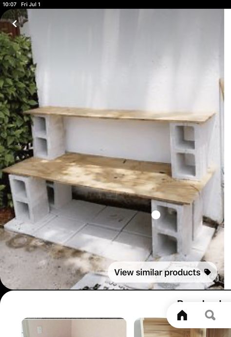 Small Outdoor Garden, Cinder Block Shelves, Plant Shelves Outdoor, Home Decor With Plants, Garden Shelf, Cinder Block Garden, Diy Hanging Planter, Garden Rustic, Cinder Blocks