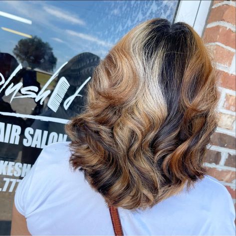 Shades Of Brown Highlights, Brown And Blonde, Dyed Natural Hair, Sassy Hair, Silk Press, Hair Laid, Brown Highlights, Hair Crush, Hair Life