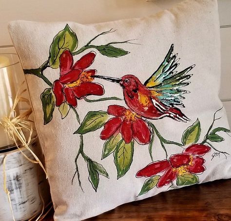 Wicker Rocker, Hand Painted Pillows, Holiday Pillows Covers, Fabric Painting Techniques, Easter Pillows, Fabric Paint Designs, Bird Pillow, Summer Pillows, Hummingbird Garden