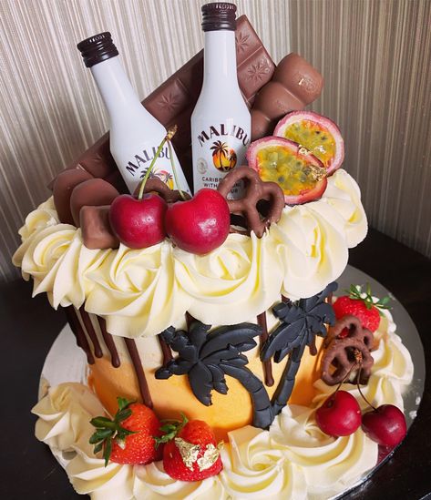 #malibucake 21st Birthday Ideas Malibu, Malibu Birthday Cake, Malibu Rum Cake Design, Alcohol Cake Design For Women, Malibu Cake, Alcholic Drink Birthday Cake, Alcohol Birthday Cake, 24 Birthday, Pina Colada Cake