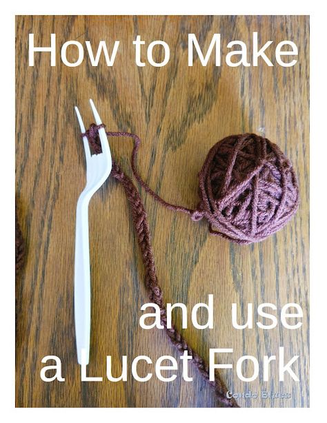 how to make knit crochet lucet cord Lucet Fork, Oversized Crochet Sweater, Wood Crochet Hook, Lucet, Crochet Cord, Mixed Media Crafts, I Cord, Candle Jar, Fabric Yarn