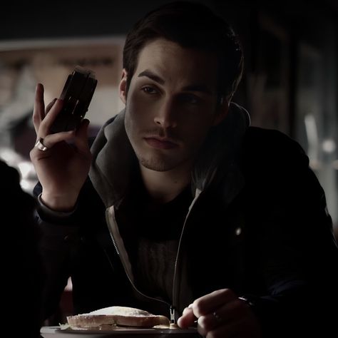 Kai Parker Icons, Tvd Men, Tvd Dr, Kai Parker, Chris Wood, Joseph Morgan, Hope Mikaelson, Klaus Mikaelson, Vampire Diaries The Originals