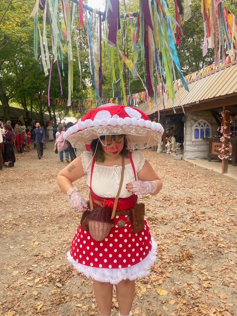 ren faire ideas renaissance mushroom hat Mushroom Outfit Ren Fair, Mushroom Outfit Ideas, Ren Faire Ideas, Mushroom Outfit, Fair Outfit, Fair Outfits, Ren Fair, Mushroom Hat, Fire Fits