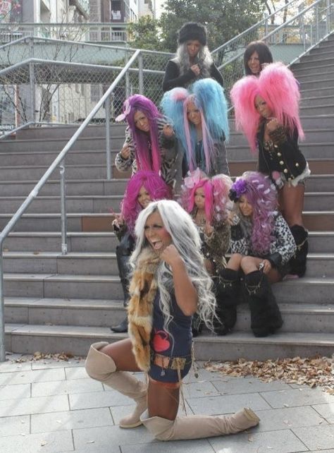 Outfit Ideas Gyaru, Gyaru Friends, Agejo Gyaru, Cool Makeup Looks, Gyaru Fashion, Fashion Aesthetics, Japanese Street Fashion, J Fashion, Harajuku Fashion