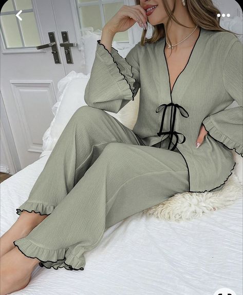 Winter Home Outfit, V Neck Long Sleeve Shirt, Comfort Home, Fashion Illustration Tutorial, Maternity Pajamas, Shirt Pant, Plain Pants, Pajama Outfits, Pant Sets