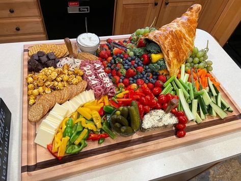 Charcuterie Boards, Grazing Trays, Snack Platters, Meat, Cheese, and Beyond | Did a trial run of a cornucopia in preparation for Thanksgiving, and wasn’t super happy with it | Facebook Cornucopia Charcuterie, Thanksgiving Veggie Tray, Snack Platters, Thanksgiving Snacks, Snack Platter, Veggie Tray, Thanksgiving Food, Snack Tray, Super Happy