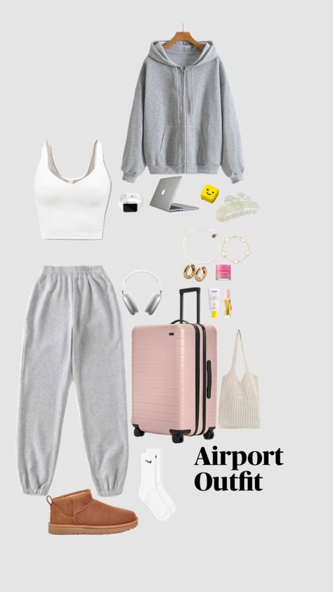 #outfitinspo #airport #airportfits #outfitinspo Air Port Outfit Winter, Outfits For Long Plane Flights, Cute Cozy Airport Outfits, Outfits For The Plane, Airport Outfit Layout, Comfy Airport Outfit Aesthetic, Airport Outfit Ideas Comfy, Airport Fits Winter, Airport Crush Outfit