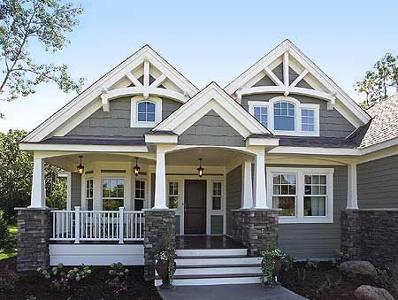 Elevation Gray House, Plans Architecture, Pintura Exterior, Ashton Kutcher, Craftsman Style Homes, Casa Exterior, Craftsman Style House Plans, Craftsman House Plan, Craftsman Bungalows