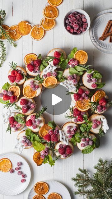 Spud | Grocery Delivery on Instagram: "Take these cupcakes and turn them into a show-stopping centrepiece! 🧁✨ This cupcake wreath is made with gingerbread cupcakes, creamy frosting, and an array of edible decorations. Add some sparkle with sugared cranberries and raw sugar sprinkles for a festive touch! Grab the full recipe and instructions over on our blog: about.spud.com/blog-gingerbread-cupcake-wreath" Wreath Cupcakes, Cupcake Wreath, Creamy Frosting, Gingerbread Cupcakes, Edible Decorations, Sugared Cranberries, Holiday Eating, Sugar Sprinkles, Strawberry Cupcakes