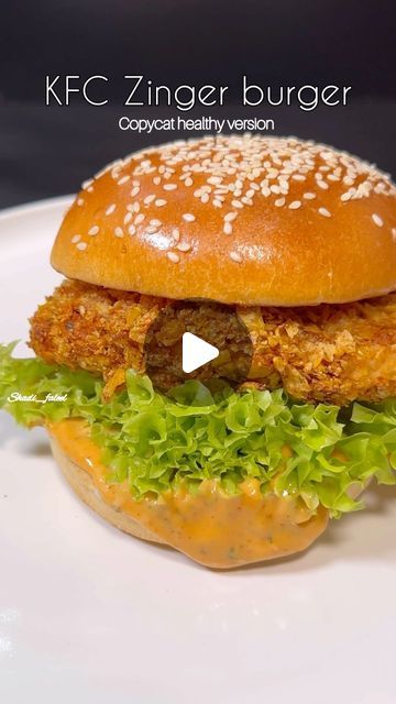 Fathima Yusuf (Shadiya) on Instagram: "High protein 
Kfc style Zinger burger !

Here’s a copy cat healthy version of everyone’s favourite KFC style Zinger burger you can make even better at home. Trust me it’s super easy & a High protein meal idea with very less effort too..

LIKE, SAVE, SHARE the reel &
FOLLOW @shadi_faleel for more easy recipes.

For the corn flakes coating
1 1/2 cup plain corn flakes 
1 tsp Mixed seasoning 
1 tsp Garlic powder 
1 tsp Onion powder 
1 tsp Paprika
1 tsp Mixed herbs
 
2 patties of boneless chicken breast (both weighed 170g)

Each patty requires 
1 tsp Paprika 
3/4 tsp Garlic powder 
3/4 tsp Onion powder 
1/2 tsp Salt 

For the burger sauce
1/2 cup Mayo
1 tsp Mixed herbs
3/4 tsp Mixed seasoning 
1 tbsp Sriracha hot sauce
 
Lettuce 🥬 
2 Brioche burger buns ( Kfc Burger Recipe, Home Made Chicken Burger, Chicken Zinger Burger, Chicken Burger Patty Recipe, Kfc Zinger Burger, Mixed Seasoning, Zinger Burger Recipe, Chicken Burger Patties, Burger At Home