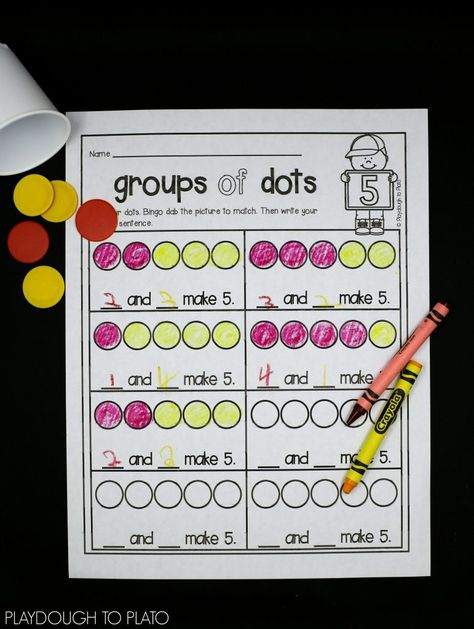 Number Decomposition Activities for Preschool and Kindergarten! Such easy ways to practice different ways to make numbers. Awesome preschool and kindergarten math! Decomposing Numbers Kindergarten, Number Decomposition, Composing Numbers, Number Worksheets Kindergarten, Decomposing Numbers, Math Centers Kindergarten, Numbers Kindergarten, Teaching Numbers, Primary Maths