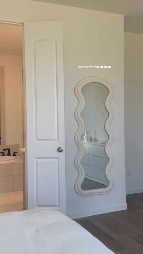 Too cute 🥹🤍 https://amzn.to/3vsZjaN #bedroomdecorideas #mirror #aesthetic #beigeaesthetic #beigetrends #beige #interiors #interiorideas #designspiration #design #decor #decoration #beigelook #livingroomdesign #livingroomfurniture #livingroomfurniture Credit to Sydney Nicole Full Length Mirror Aesthetic, Wavy Mirror Decor, Wavy Body Mirror, Wavy Mirror Aesthetic, Aesthetic Wavy Mirror, Wavy Full Length Mirror, Squiggle Mirror Full Body, Sydney Nicole, Frame Mirror Wall