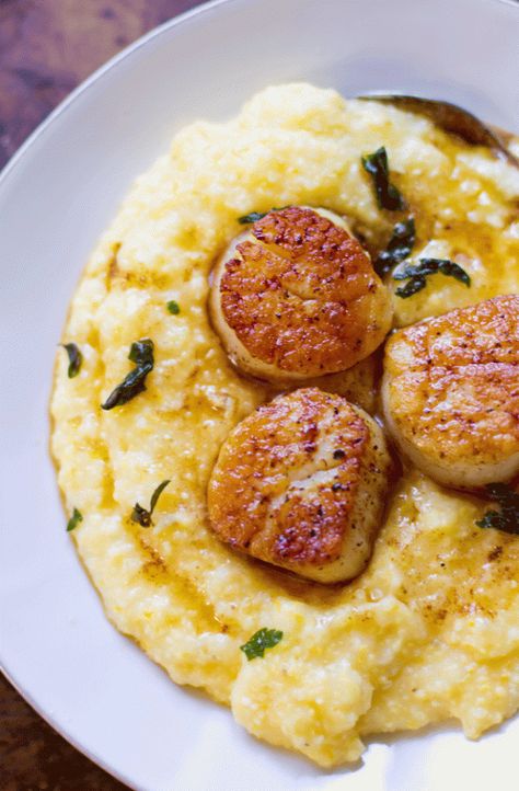 Polenta And Scallops, Scallops With Polenta, Scallops And Polenta Recipe, Scallop Recipes With Rice, Scallops Meal, Steamed Scallops, Polenta Dishes, Brown Butter Scallops, Scallop Dinner