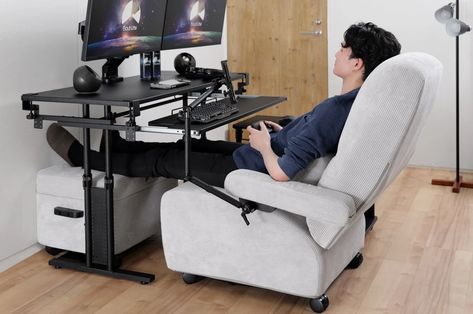 Bauhutte’s gaming sofa is the apex of comfort, ergonomics and flexibility for the ultimate La-Z-Boy setup - Yanko Design Gaming Couch, Fluffy Sofa, Gaming Sofa, Gaming Furniture, Best Office Chair, La Z Boy, Display Furniture, Diy Sofa, Comfy Sofa