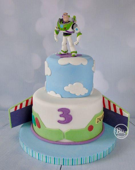 Toy Story Cake Buzz Lightyear, Buzz Lightyear Cake Ideas, Buzz Cake Lightyear, Toy Story Birthday Cake Girl, Buzz Birthday Cake, Pastel Buzz Lightyear, Two Infinity And Beyond Birthday Cake, Buzz Light Year Cake, Buzz Party