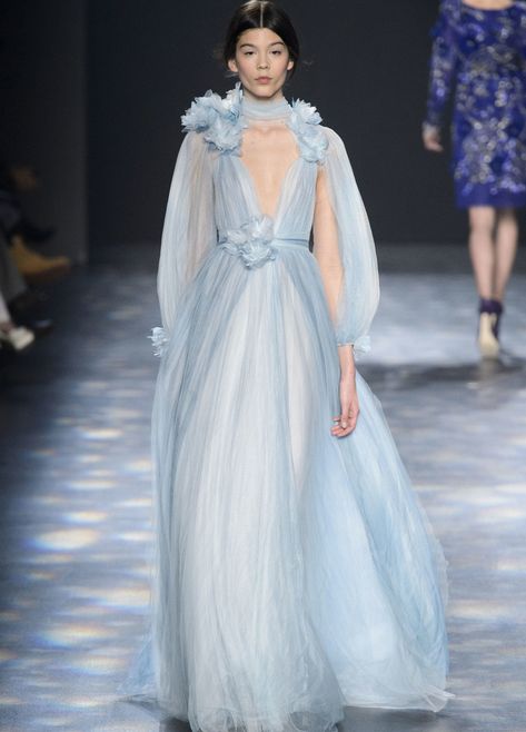 Marchesa Fashion, Grecian Gown, Georgina Chapman, Prom 2016, Moda Chanel, Marine Uniform, Floral Gown, Blue Gown, Monique Lhuillier