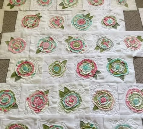 How to Quilt As You Go Rose Garden Rose Garden Quilt Block Pattern, French Rose Quilt Tutorial Free Pattern, Rose Quilts, Roses Quilt, Rag Quilting, Advanced Sewing Projects, French Quilt, Rag Quilt Tutorial, French Roses