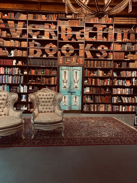 Wall of books at Verbatim Bookstore San Diego Unique Bookstore, Beautiful Bookstores, Free Overlays, Wildest Dreams, Home Design Decor, Book Store, Cairo, Book Club Books, Bookstore