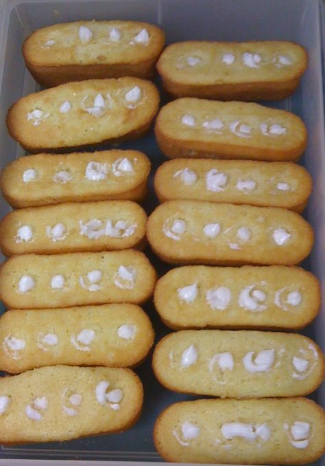 Twinkie Desserts, Homemade Twinkies, Twinkies Recipe, Twinkie Cake, Specialty Cupcakes, Easter Baking, Cat Ideas, Baked Goodies, Apple Pie Recipes