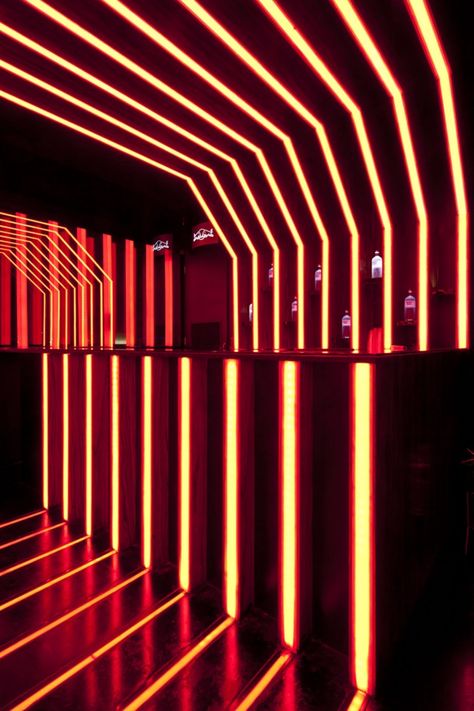 D-Edge / Muti Randolph + Marcelo Pontes + Zemel + Chalabi Arquitetos #LED #bar Kids Fest, Pub Interior, Lighting Feature, Club Lighting, Nightclub Design, Infinity Mirror, Led Bar, Bar Interior, Light And Space