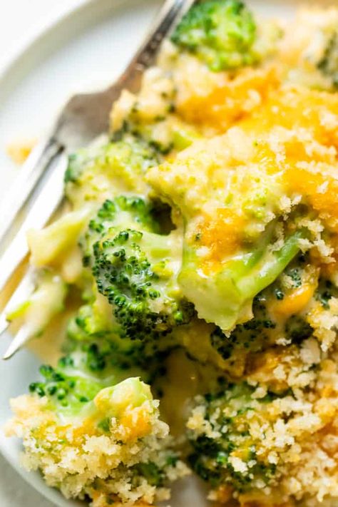 Broccoli Casserole. This cheesy, casserole is loaded up with fresh tender broccoli florets, baked in a homemade creamy cheese sauce, and topped with crispy buttered Panko crumbs. This casserole is sure to be a highlight! Cheesy Broccoli Recipe, Cauliflower Cheese Casserole, Broccoli Cheese Casserole Recipe, Broccoli Cheese Bake, Broccoli Casserole Recipe, Cheese Sauce For Broccoli, Recipes Broccoli, Cheesy Broccoli Casserole, Broccoli Recipes Casserole