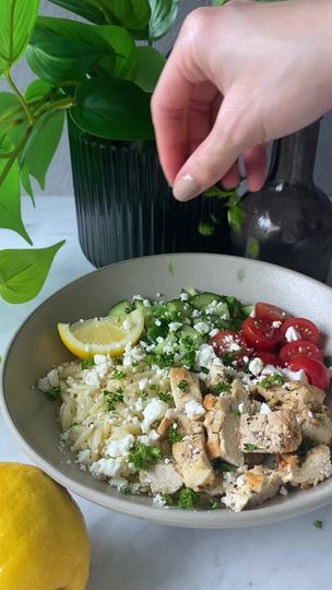 71K views · 2.3K reactions | Day 3 of healthy, easy dinners: Chicken orzo bowl | Nutrition By Kylie | Nutrition By Kylie · Original audio Easy Dinners Chicken, Nutrition By Kylie, Orzo Bowl, Dinners Chicken, Chicken Orzo, Healthy High Protein Meals, Healthy Food Dishes, Healthy Easy, Easy Dinners