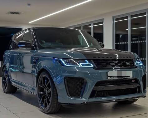 Dream Car Range Rover, Range Rover New Model, My Dream Car Range Rovers, Car Range Rover, Cairo Airport, Range Rover Svr, Dream Cars Range Rovers, Mercedes Cars, Luxury Cars Range Rover