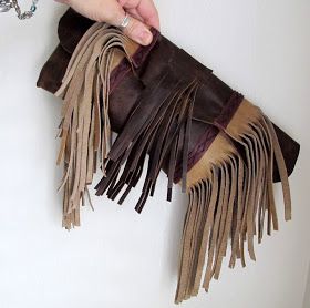 WobiSobi: Fringe Purse DIY Colorful Purse, Purse Diy, Fringe Clutch, Purse Tutorial, Boho Handbags, Upcycled Leather, Fringe Purse, Diy Purse, Tote Pattern