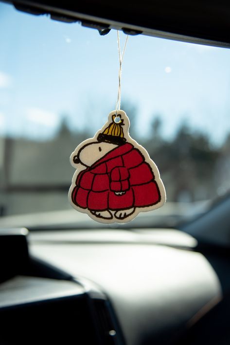 Super cute, vintage-inspired Snoopy air freshener. Perfect for car, bathroom, office, laundry room, or any other spot that needs that sweet scent of forest pine with classic Snoopy styling.• Officially Licensed Product of Peanuts©• Hanging Air Freshener• Approximately 3" with Hanging Elastic Band• Proudly produced and packaged in the USA• Pine Forest Scent Snoopy Air Freshener, Snoopy Car Decor, Snoopy Car Accessories, Car Decor Ideas, Gift Ideas For New Moms, Office Laundry Room, Car Bathroom, Hanging Air Freshener, Snoopy Gifts