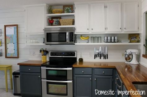 Updating a Kitchen on a Budget - 15 Awesome (& Cheap) Ideas - Refresh Living Builder Grade Kitchen, Traditional Kitchens, Galley Kitchen Remodel, Rental Kitchen, Budget Kitchen Remodel, Kitchen Storage Space, Brown Granite, Gray Cabinets, 아파트 인테리어