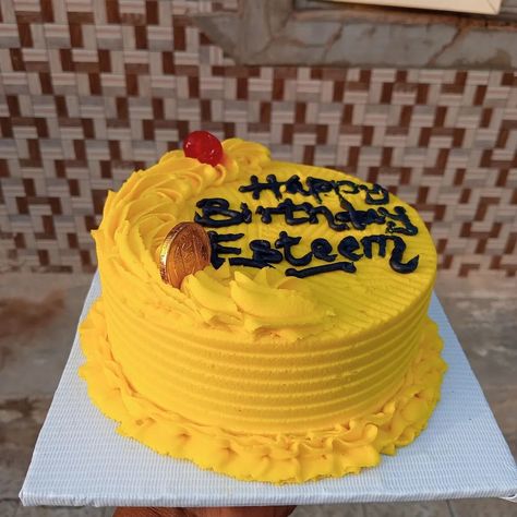 Celebrate your birthday on a budget🎉 DESCRIPTION Cake size: 6inch single layer Frosting: Buttercream To place an order, kindly send us a DM #lugbebaker #budgetfriendlycake #celebrationcake🎂 #partyfreakcakes Birthday On A Budget, Frosting Buttercream, 6 Inch Cake, One Layer Cakes, Two Layer Cakes, Simple Cake Designs, Simple Cake, Cake Sizes, Layer Cakes