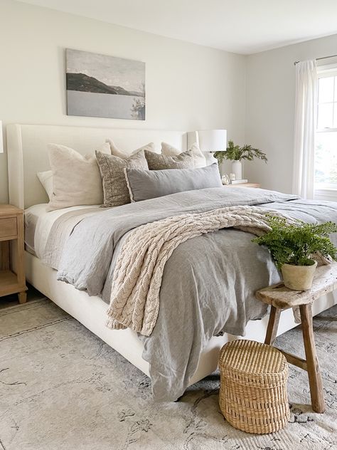 Pottery Barn bedroom, neutral bedroom Grey Comforter Bedroom, Modern Coastal Bedroom, Beautiful Bed Designs, Neutral Bedroom Decor, Neutral Bedrooms, Coastal Bedroom, Neutral Bedroom, Redecorate Bedroom, Style Deco