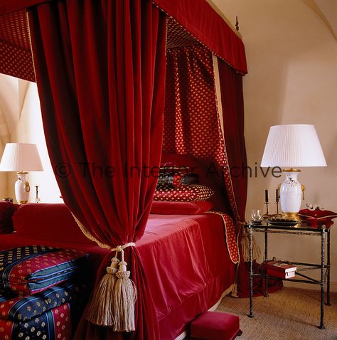 Sumptous red velvet drapes with a red and gold lining hang around this four-poster bed Canopy Bedroom Design, Red Curtains Bedroom, Velvet Curtains Bedroom, Red Velvet Curtains, Canopy Bed Curtains, Dream Bedrooms, Canopy Bedroom, Velvet Drapes, Four Poster Bed