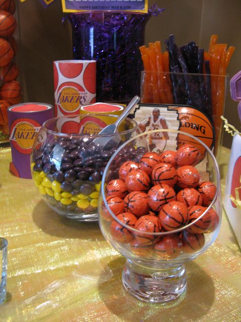 Basketball candy table Lakers Party, Bar Mitzvah Ideas, Basketball Centerpieces, Basketball Bar Mitzvah, Basketball Themed Birthday Party, March Madness Parties, Basketball Baby Shower, Basketball Theme Party, Basketball Birthday Parties