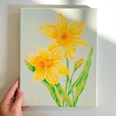 a bright acrylic painting of daffodils on a small canvas 🌼🌿 Painting Daffodils Acrylic, Daffodil Painting Easy, Bright Acrylic Painting, Daffodil Painting, Flower Wall Painting, Circle Canvas, Paint Projects, Flower Paintings, Spring Painting