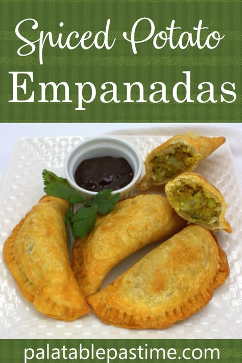 Pickapeppa Chickpea Empanadas, Potato Empanadas Recipe, Pocket Meals, Caribbean Appetizers, Potato Empanadas, Pocket Food, Easy Empanadas Recipe, Samosa Recipes, Empanada Recipes