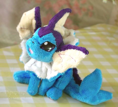 Vaporeon - Handmade Plush by Piquipauparro.deviantart.com Baby Plushies, Pokemon Dolls, Handmade Plushies, Plushie Patterns, Sewing Stuffed Animals, Pokemon Plush, Kawaii Plushies, Handmade Plush, Plush Pattern