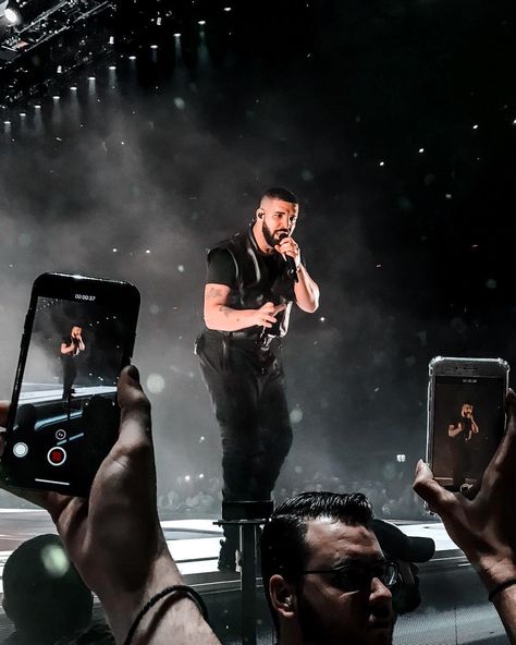 #AVT Drake Funny, Drake Concert, Drake Photos, Drake Drizzy, Drake (lyrics), Drake Graham, Drake Quotes, Aubrey Drake, Rapper Art