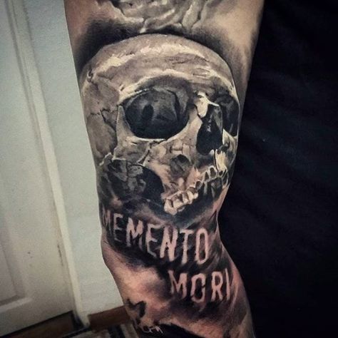 Scary Tattoo Designs, Momento Mori Tattoo, Mori Tattoo, Skull Thigh Tattoos, Memento Mori Tattoo, Dark Tattoos, Quarter Sleeve Tattoos, Polka Tattoo, Skull Sleeve Tattoos