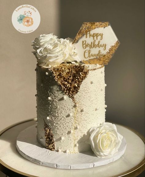 Elegant 50th Birthday Cakes For Women, Glitz And Glam Cake Ideas, Birthday Cake For Women 18th, Glitz And Glam Cake, Glam Cake Birthday For Women, Funny 30th Birthday Cake, Creamy Cakes, Glamour Cake, 50th Birthday Cake For Women