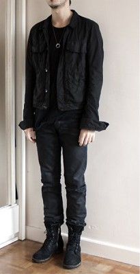 Male Style Aesthetic Dark, Smart Alternative Outfit Men, Dark Grunge Male Outfit, Goth Looks Outfits Men, Mens Casual Goth Outfits, Goth Western Style Men, Comfy Goth Outfits Men, Simple Goth Outfit Men, Goth Casual Outfits Men