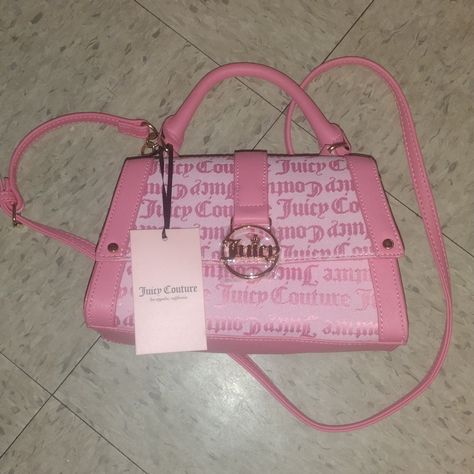 Pink Brand New Juicy Purse Never Used Super Cute Girly Items Products, Pink Purse Aesthetic, Girly Purse, Pink Gucci Purse, Juicy Couture Aesthetic, Juicy Purse, Pink Tool Set, Preppy Accessories, Purse Ideas