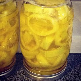 After 2 batches, I found the way I prefer to can banana pepper rings so they have a nice crunch to them (the first batch I tried were way to... Open Kettle Canning, Canning Hot Peppers, Freezing Recipes, Canning Banana Peppers, Banana Pepper Rings, Recipes With Banana Peppers, Sweet Banana Peppers, Canning Peppers, Hot Banana Peppers