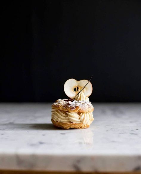 Paris Brest || Flavour, apple and praline || 📸 @taraliondaris #tbt Fine Dining Plating, Dessert Gourmet, Fine Dining Desserts, Pastry Design, Fall Menu, Paris Brest, Apple Dessert Recipes, Dessert Plating, Instagram Paris