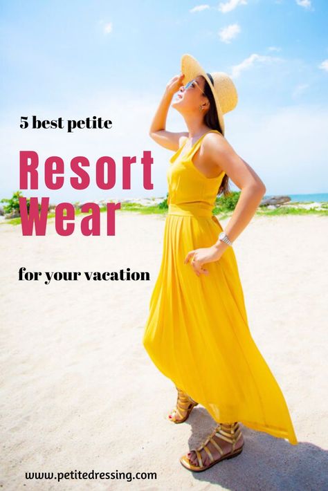 Are you looking for petite resort wear for an upcoming vacation?  Choosing the right clothes to wear on your vacation is so important that it is worth a lot of planning.  What kind of petite resort wear you bring on the trip can affect how comfortable you are and how you feel about yourself the whole time. Spring Outfits Korea, Casual Vacation Outfits, Outfit For Petite Women, Outfits For Petite, Resort Casual, Floral Print Sundress, Outfit Inspiration Women, Petite Maxi Dress, Resort Wear Dresses