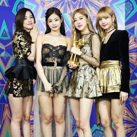 Blackpink Award Show Outfit, Award Show Outfits, Kpop Award Show Outfits, Award Outfits, Kpop Fashion Men, Got 7, Blackpink Outfits, Band Group, Award Show